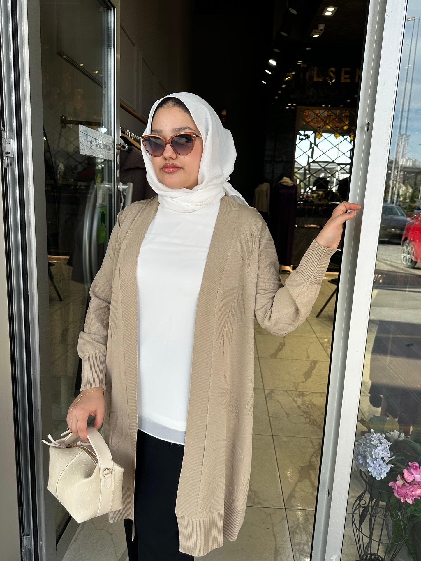 Yaprak Desen Merserize Hırka