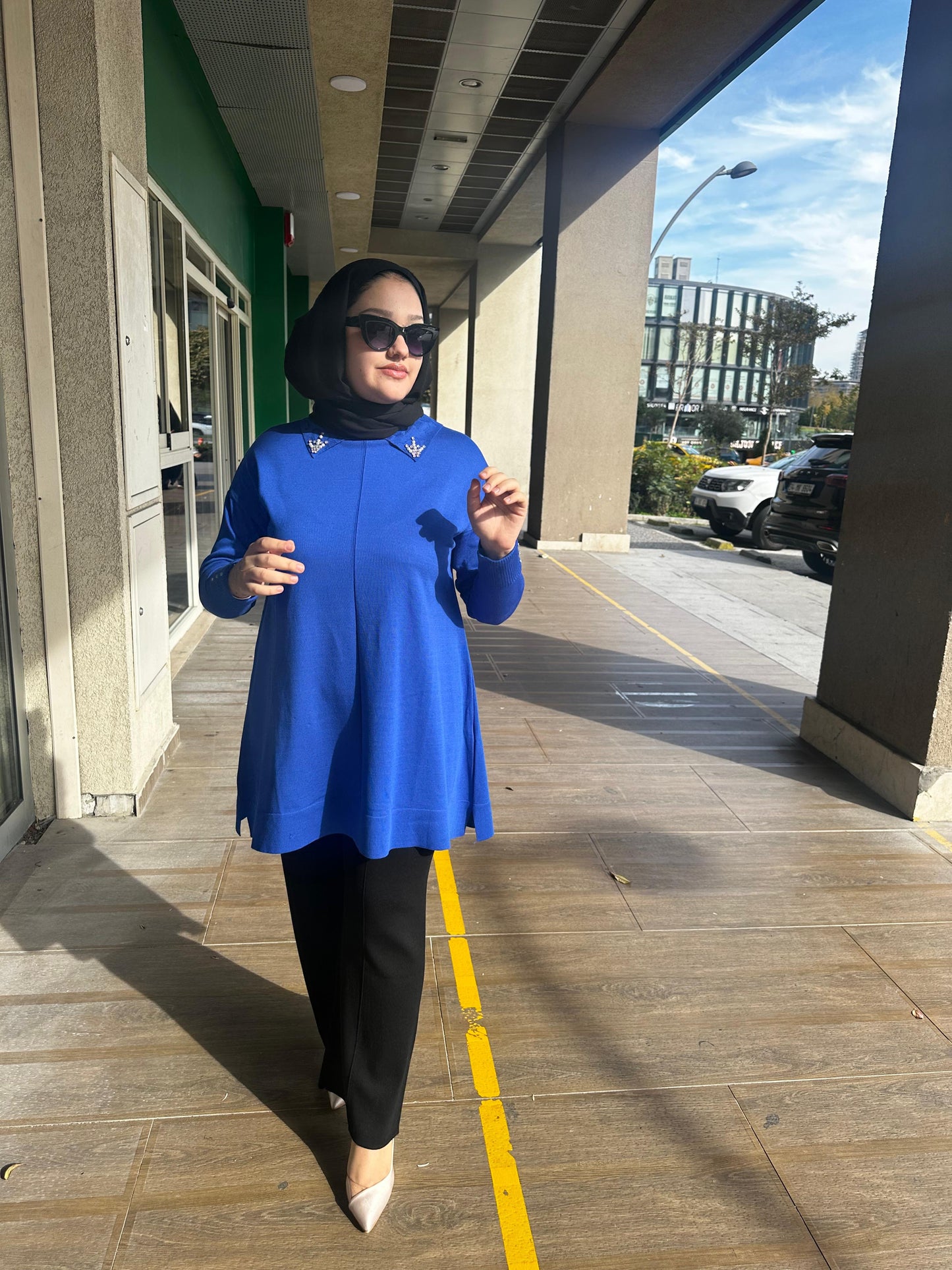 Yaka Taş ve İnci İşleme Soğuk İplik Merserize Bluz