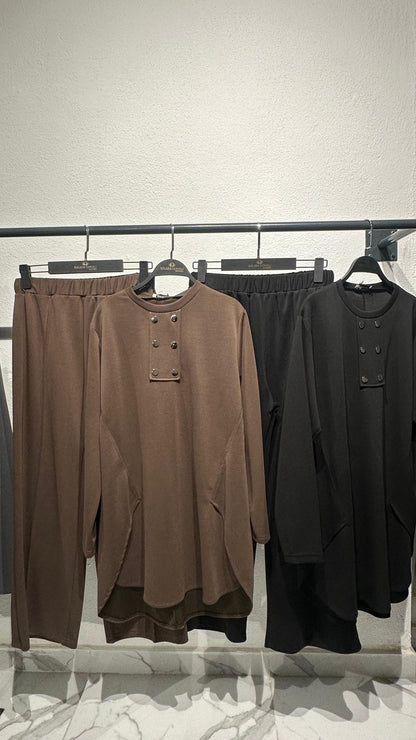 Yanı Kapaklı Ön Düğme Detay Pantolon Takım