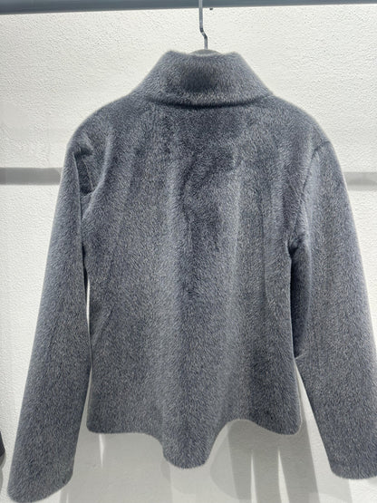 Tay Tüyü Önden Bağlama Kaban