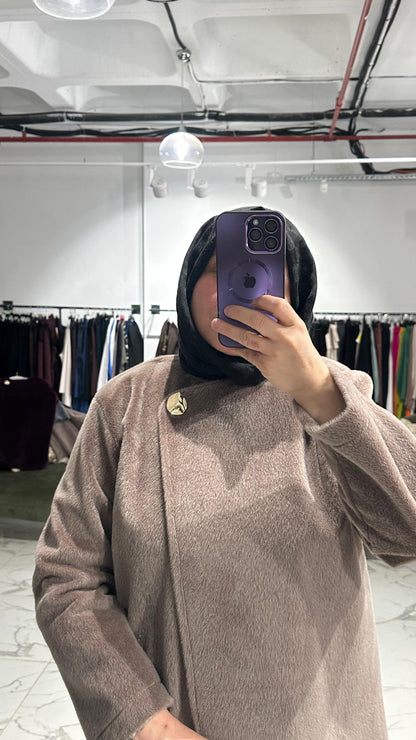 Tay Tüyü Yandan Kapama Astarlı Kaban