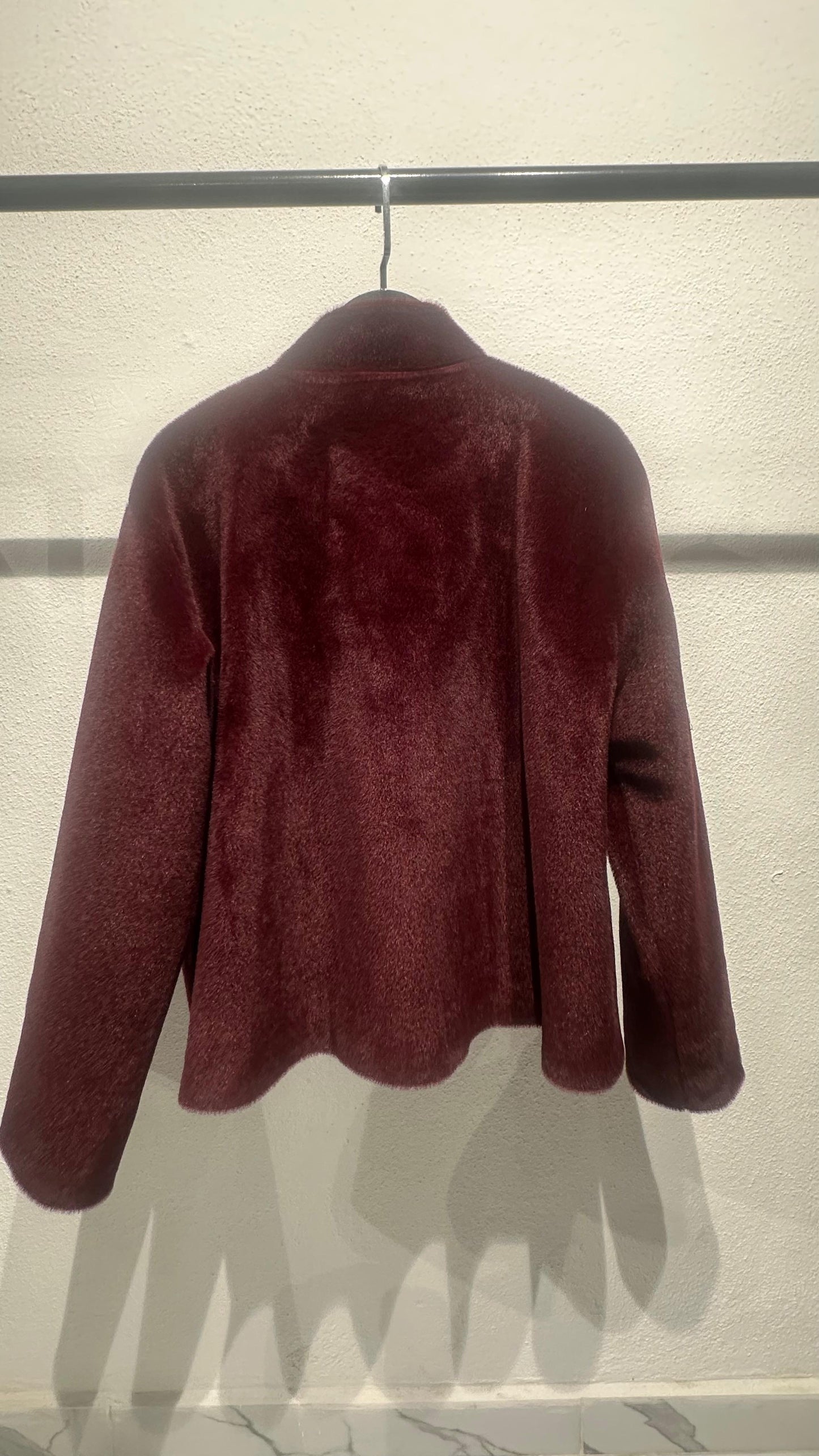 Tay Tüyü Yandan Fiyonk Detay Astarlı Kaban