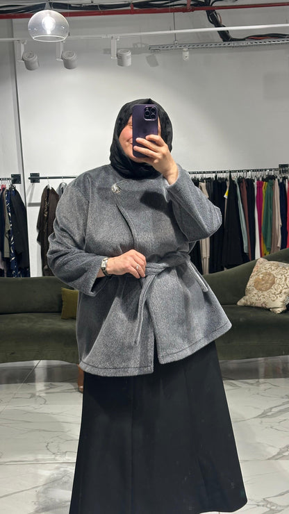 Tay Tüyü Yandan Kapama Astarlı Kaban