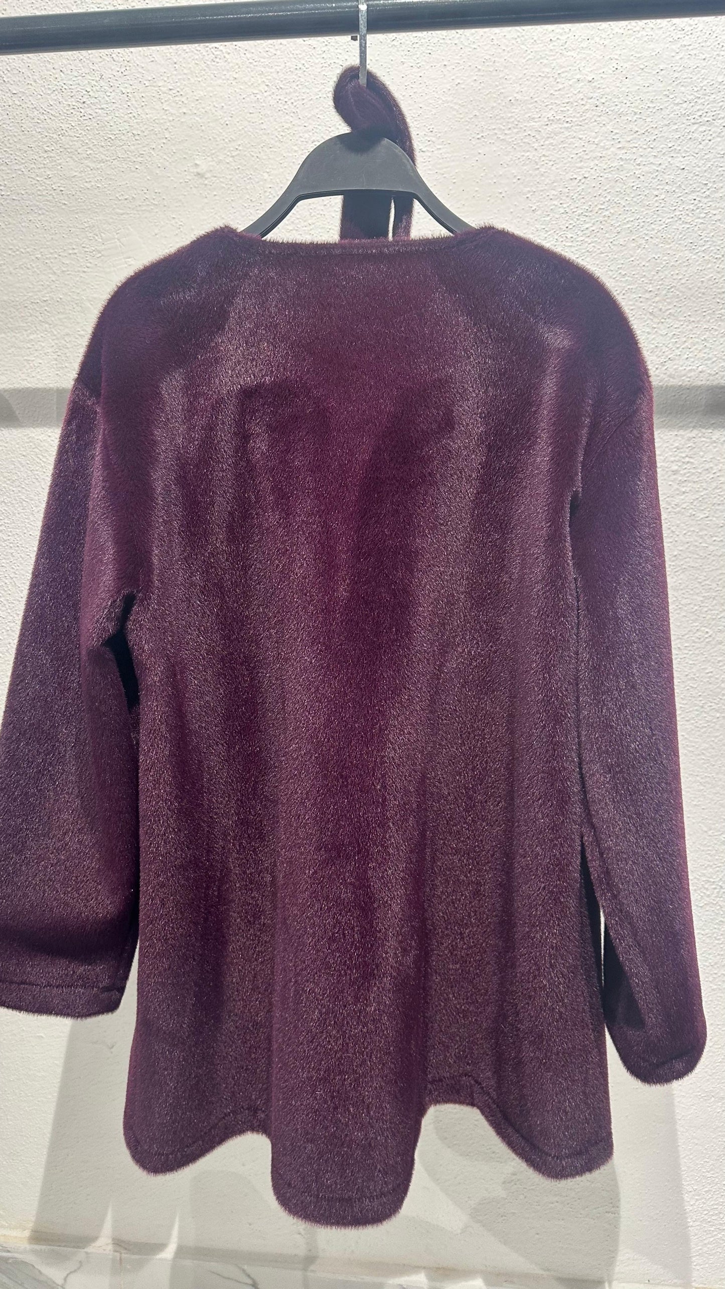 Tay Tüyü Yandan Kapama Astarlı Kaban