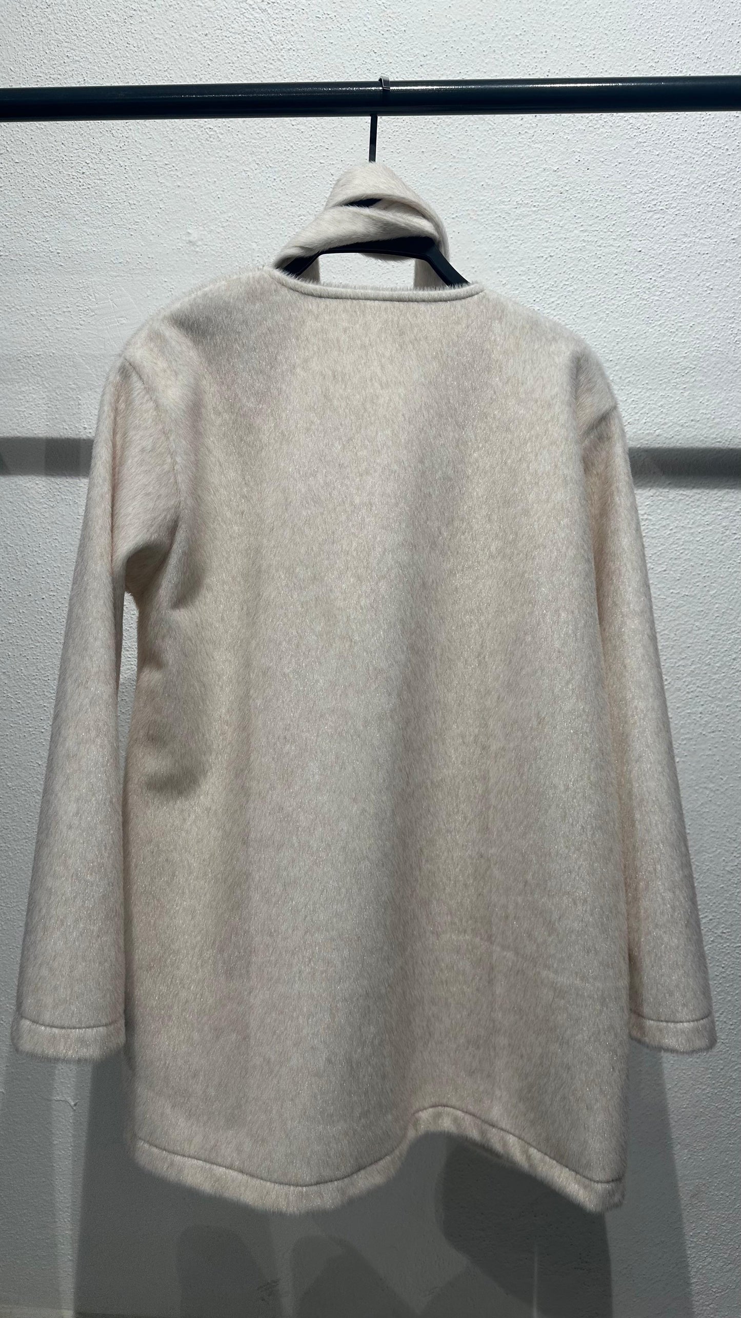 Tay Tüyü Yandan Kapama Astarlı Kaban