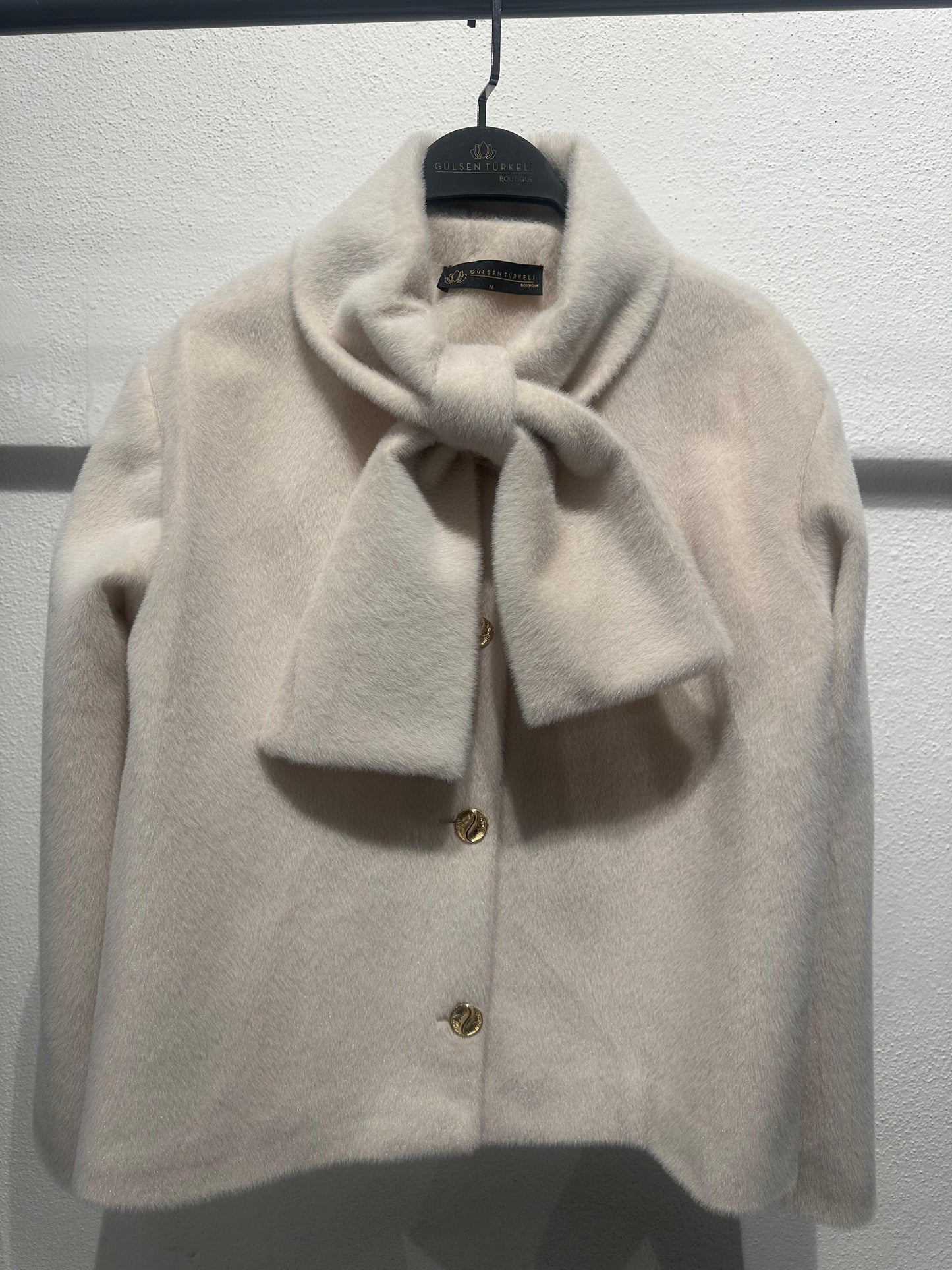 Tay Tüyü Önden Bağlama Kaban