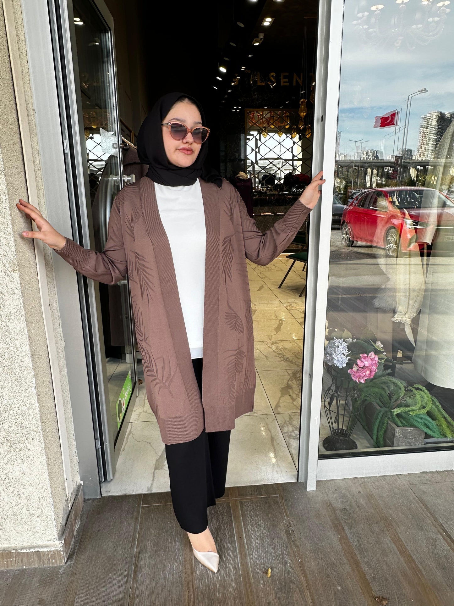 Yaprak Desen Merserize Hırka