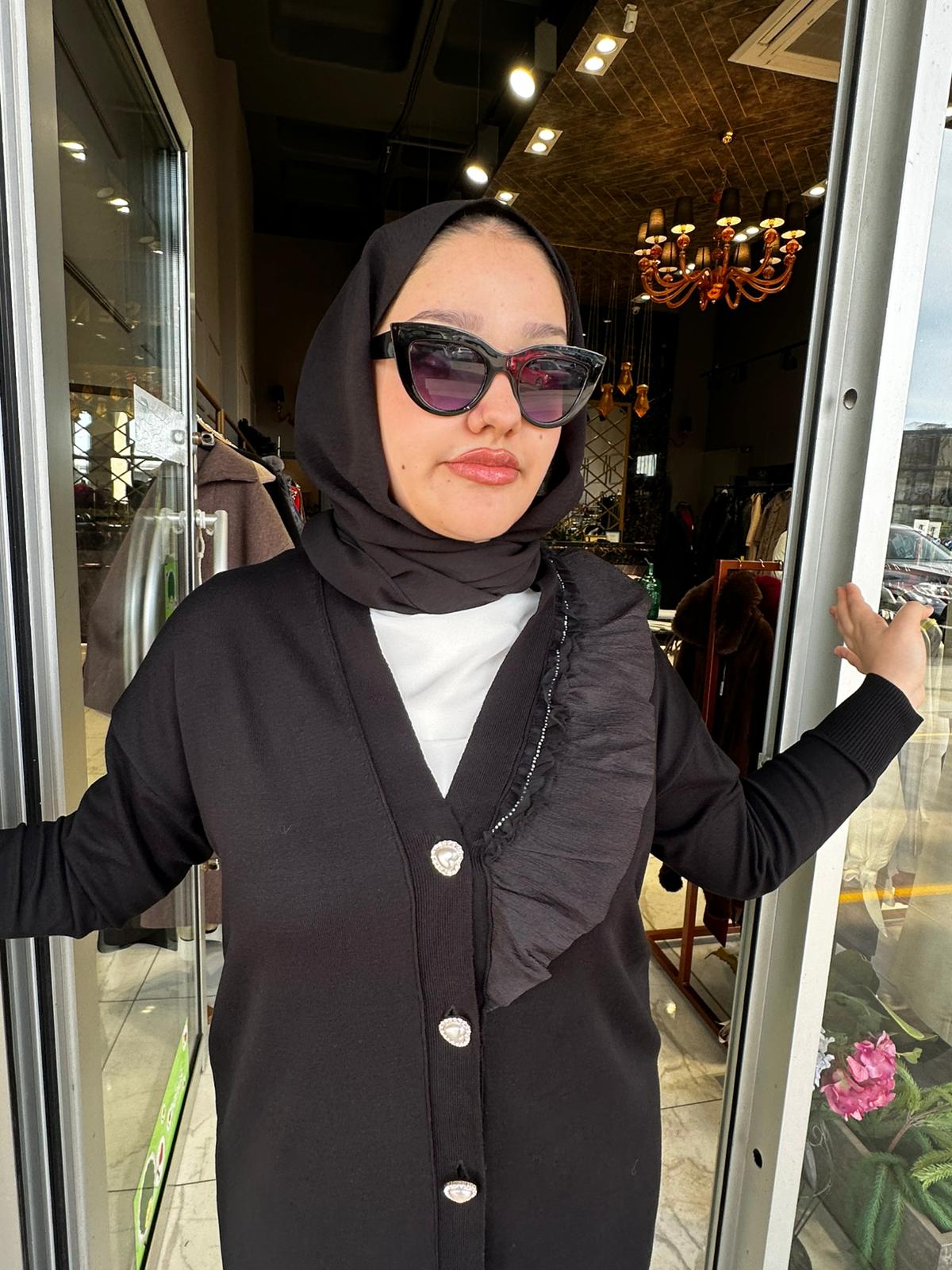 Yaka Fırfır Detay Merserize Hırka