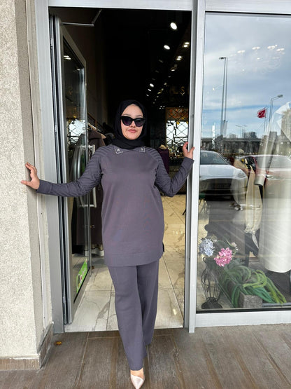 Yaka Taş Kol Çizgi Detaylı Merserize Pantolon Takım