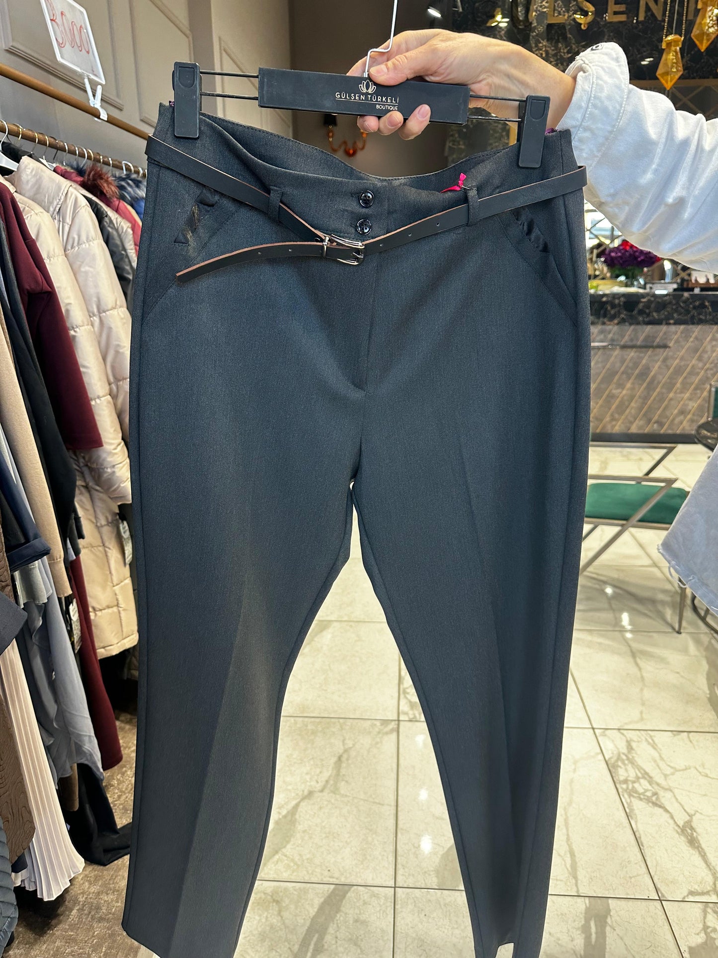 Likralı Havuç Kesim Pantolon